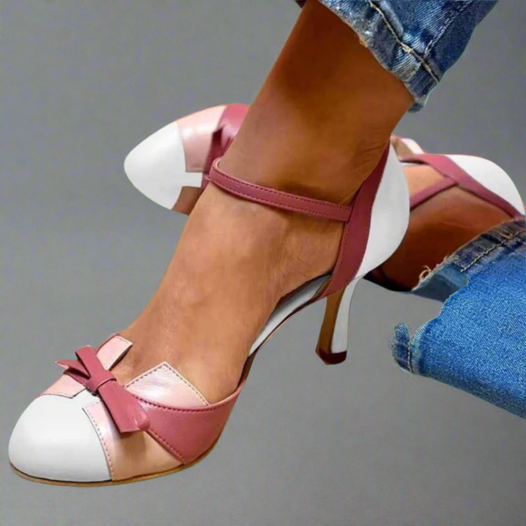 Bellarosa | Geknoopte sandalen met riempjes, ronde neus, veelkleurig