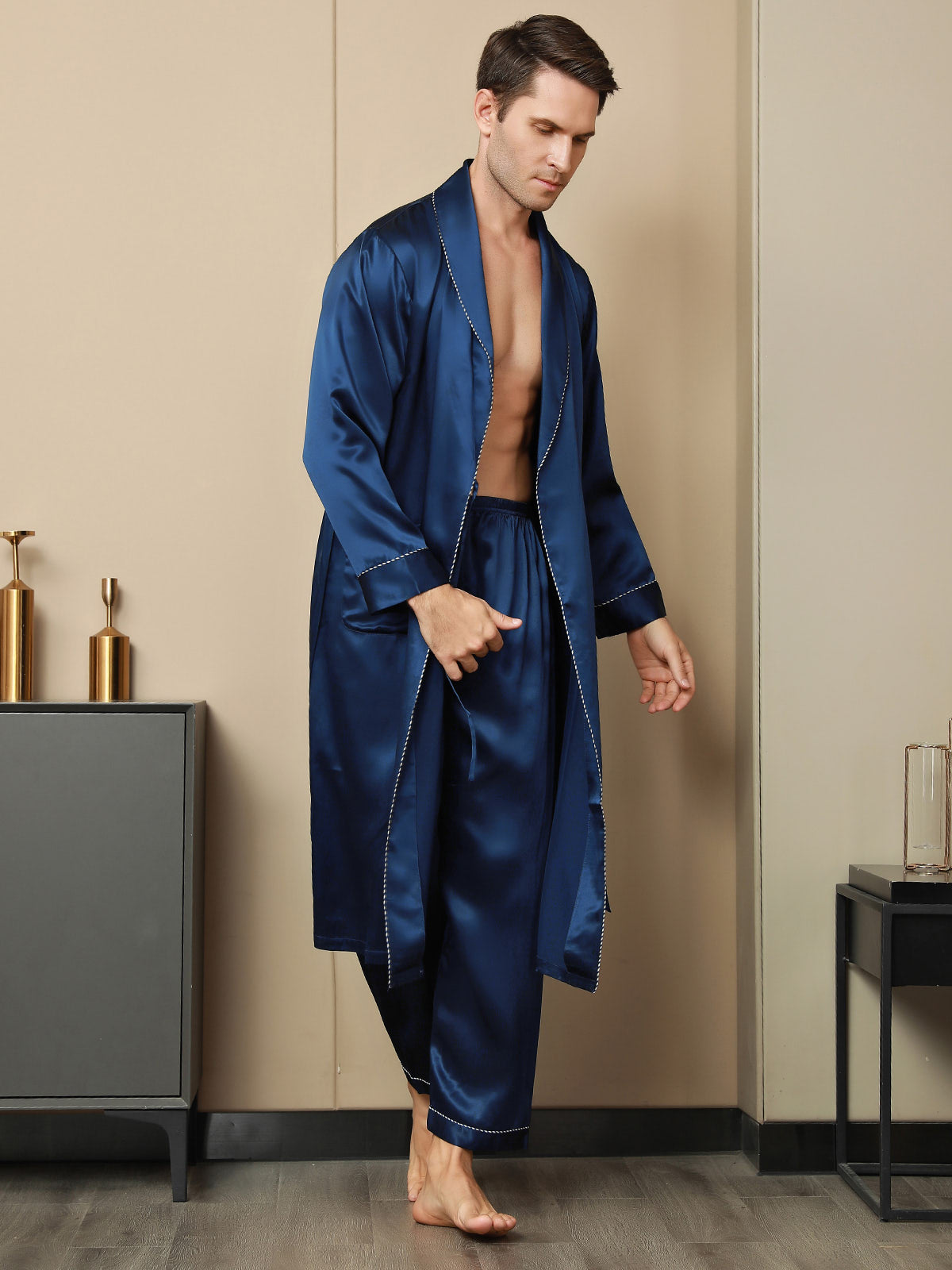 Peignoir Ceinturée Contrastante En Pure Soie (Sans Pantalon)