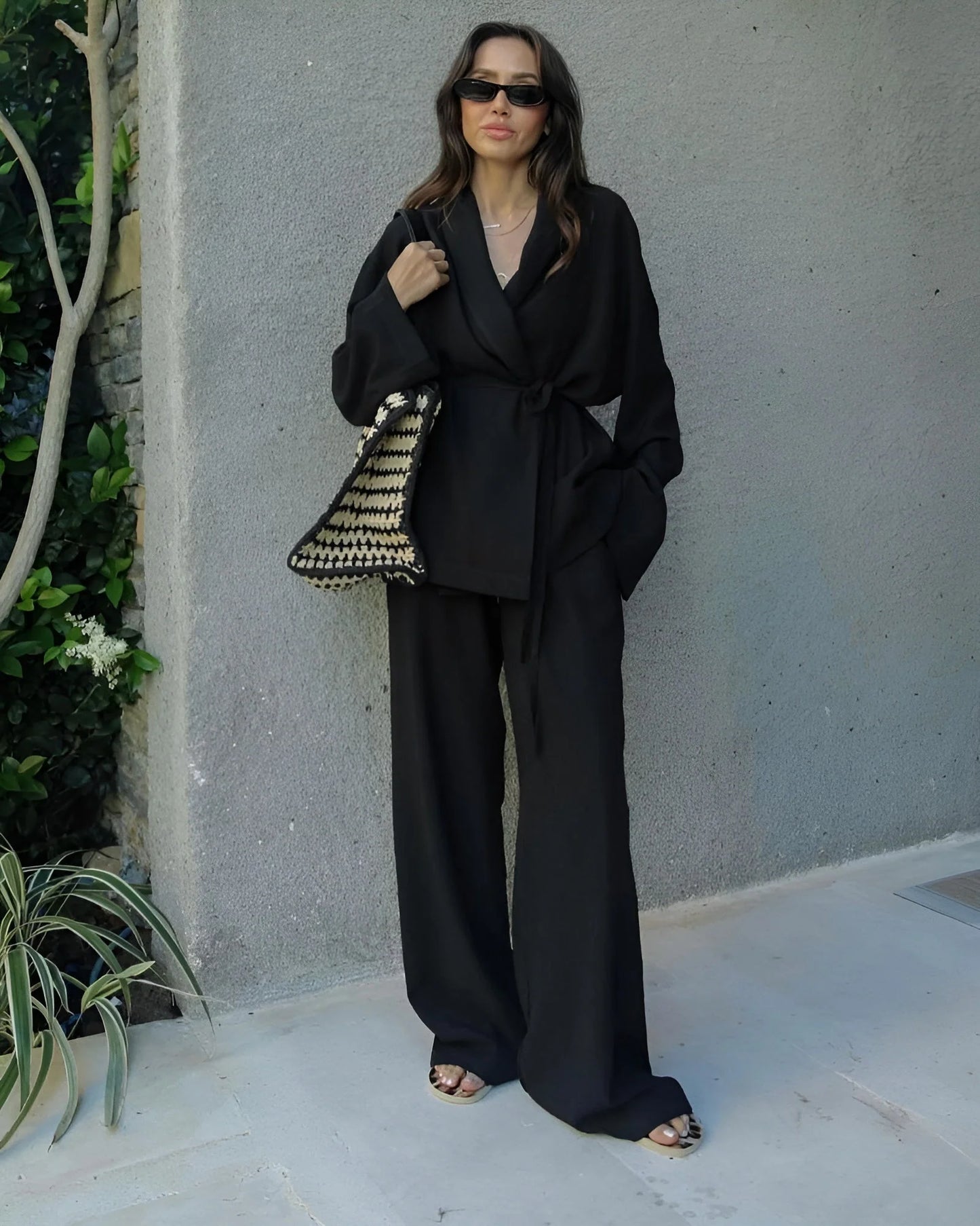 THARAH | Casual V-hals set