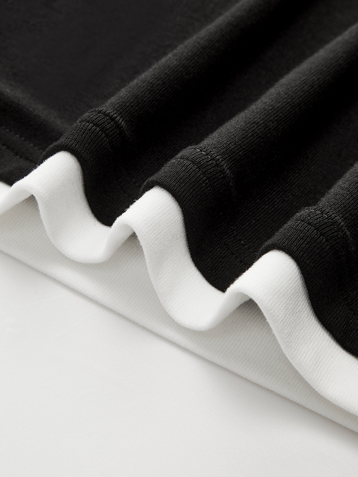 T-shirt met lange mouwen en contrasterende biezen