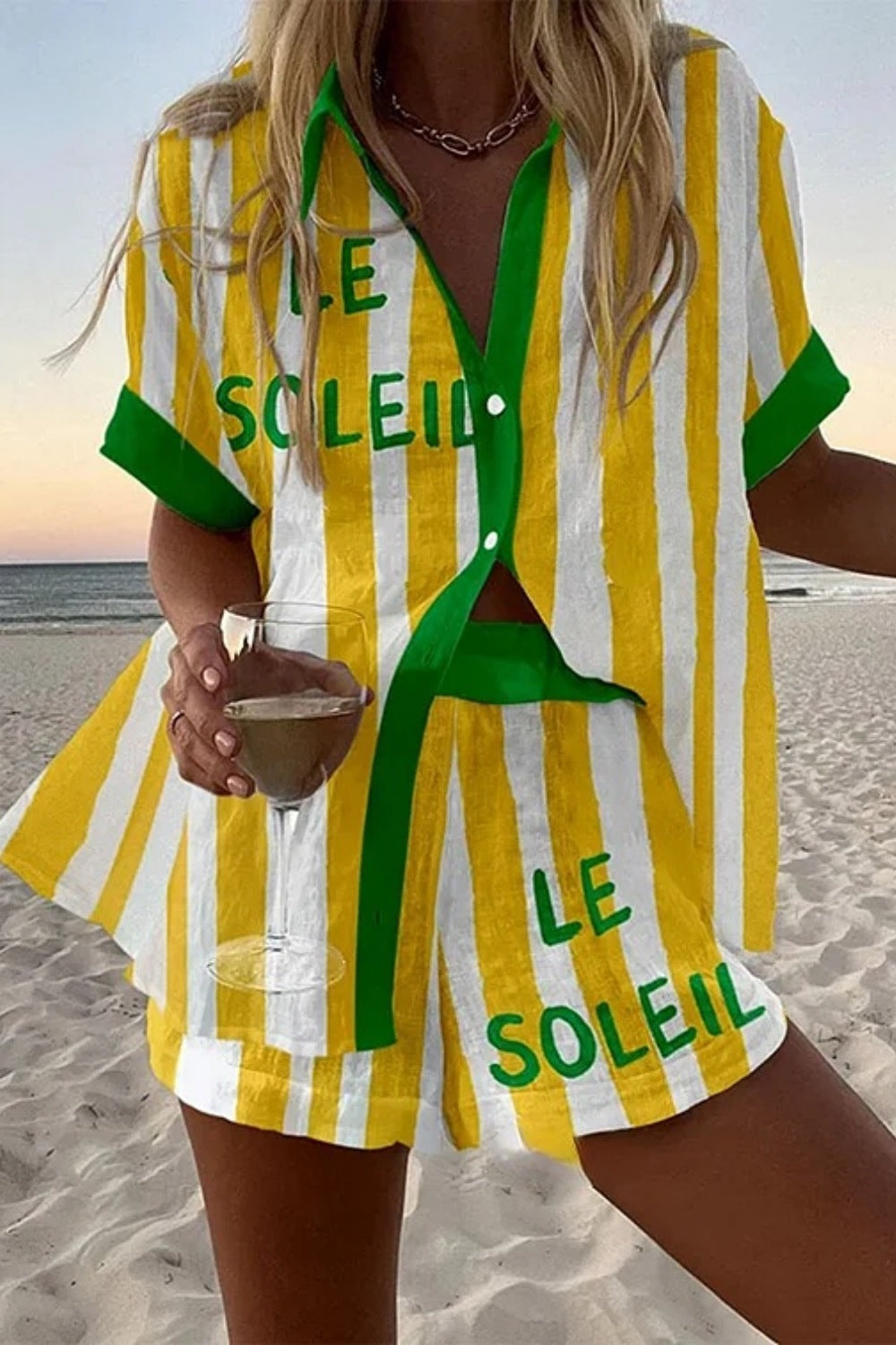 Jennifer | Elegante gestreepte linnen korte jumpsuit in geel