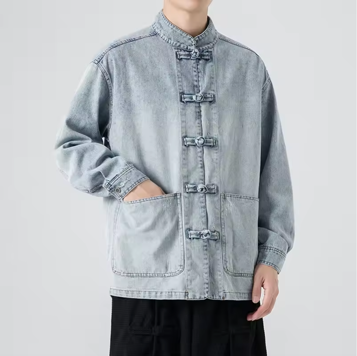OVERSIZED DENIM JAS MET HOGE KRAAG