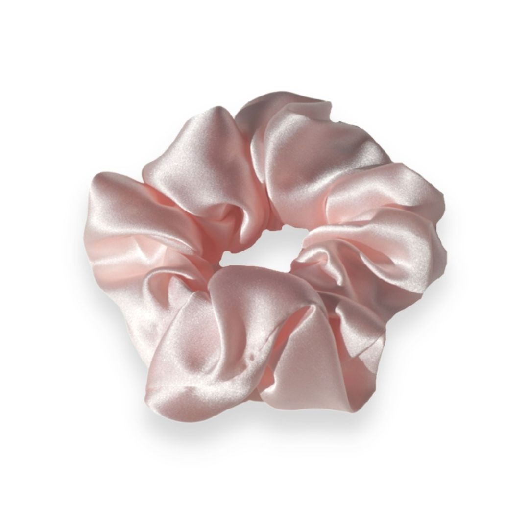 SILK SCRUNCHIE ORIGINAL – BABY PINK