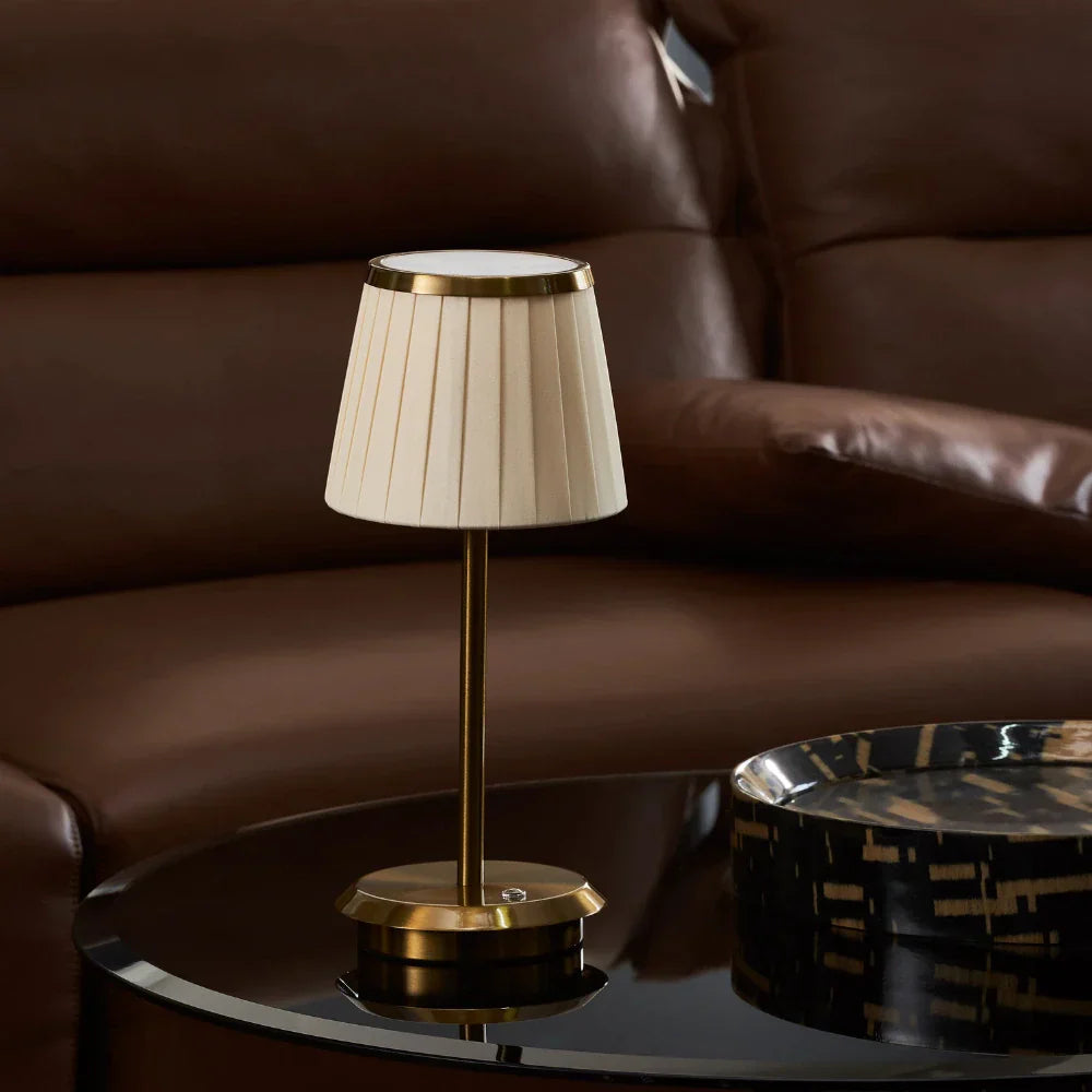 Klassische elegante Tischlampe