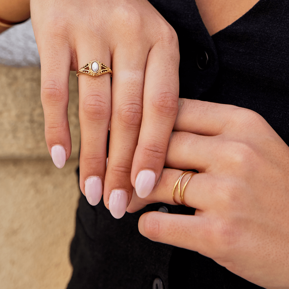 Gouden oneindigheidsring