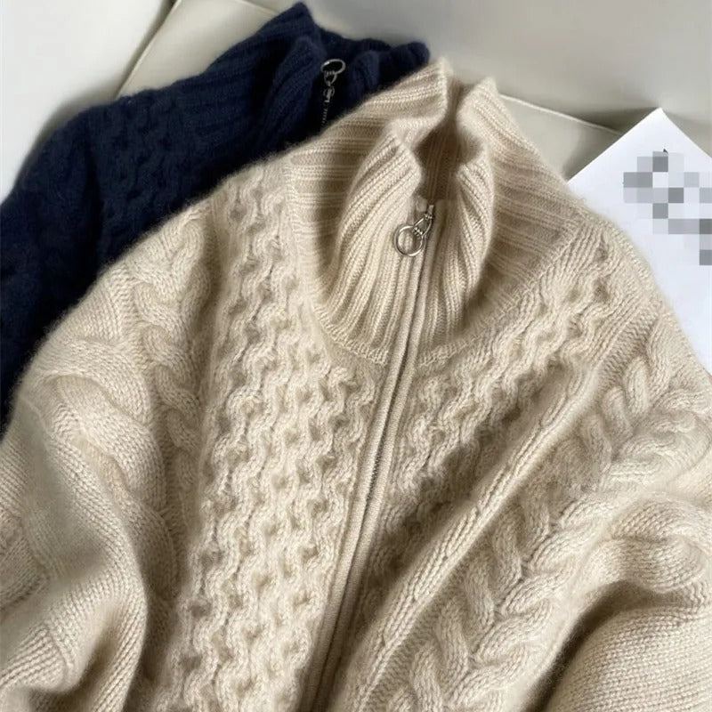 Cozy | Zopfmuster-Strickjacke