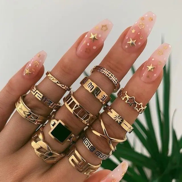 Einzigartiges Set mit 8 bis 12 Ringen