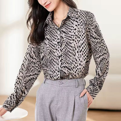 Hazel blouse met safariprint