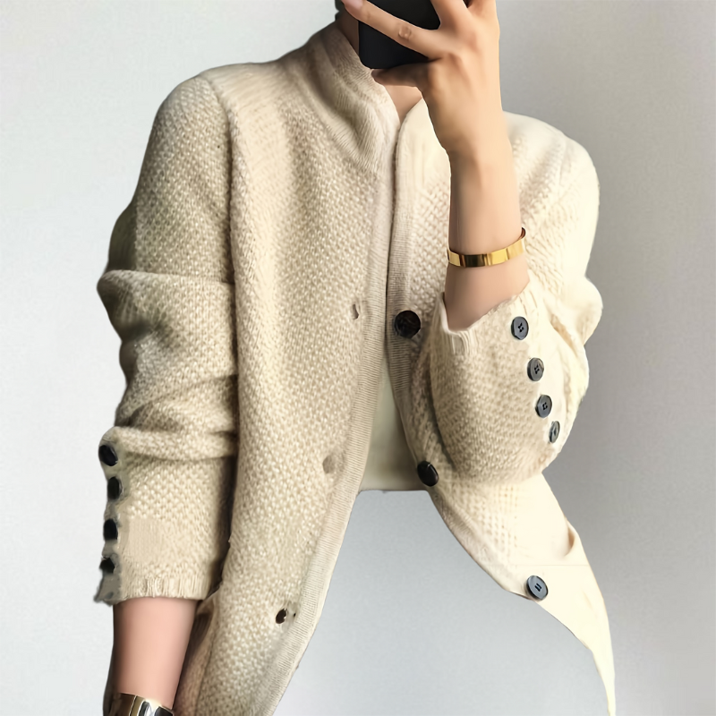 Brigitte | Stilvolle Strickjacke