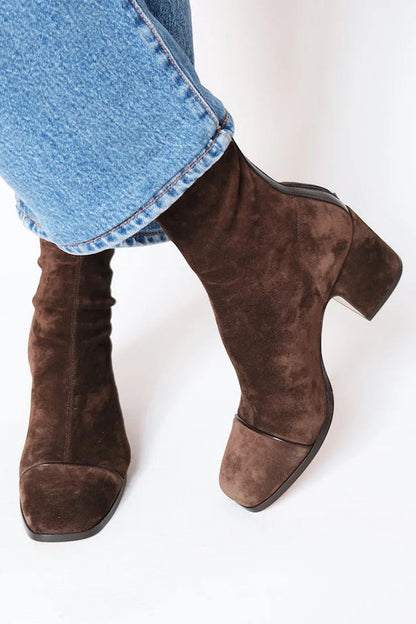 Victoria | Stiefeletten mit quadratischer Zehenform und Absatz