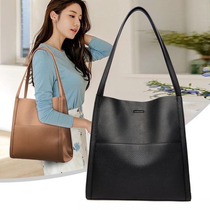 Schlichte Schultertasche aus echtem Leder in einfarbig