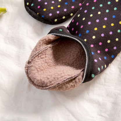 Lässige rutschfeste Socken