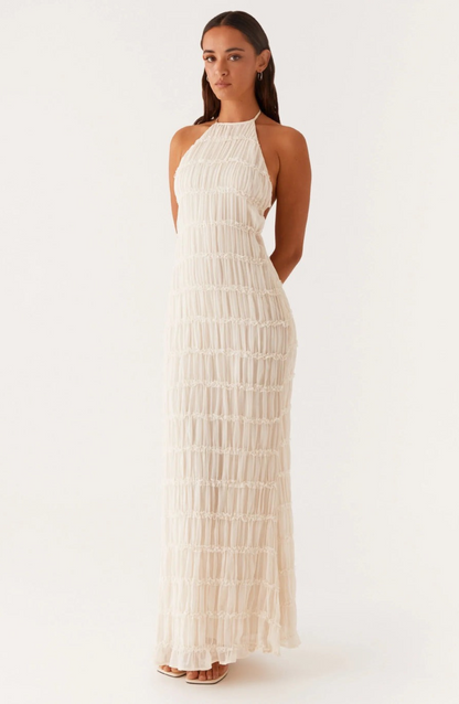 Caroline | Texturiertes Halterneck-Maxikleid