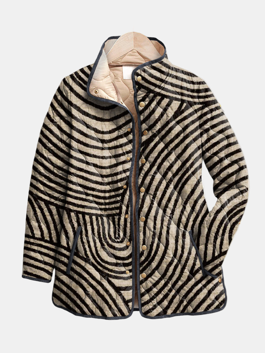 Inaya | Gestepptes Retro-Jacke mit handgezeichnetem Kreisdesign