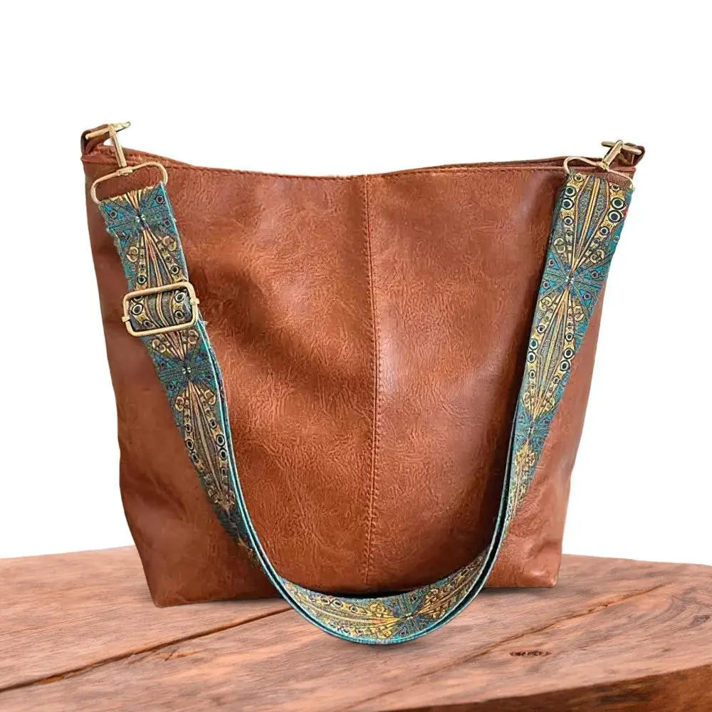 MONIKAS TASCHEN - (Mein Favorit) - Schultertasche mit Verzierungen