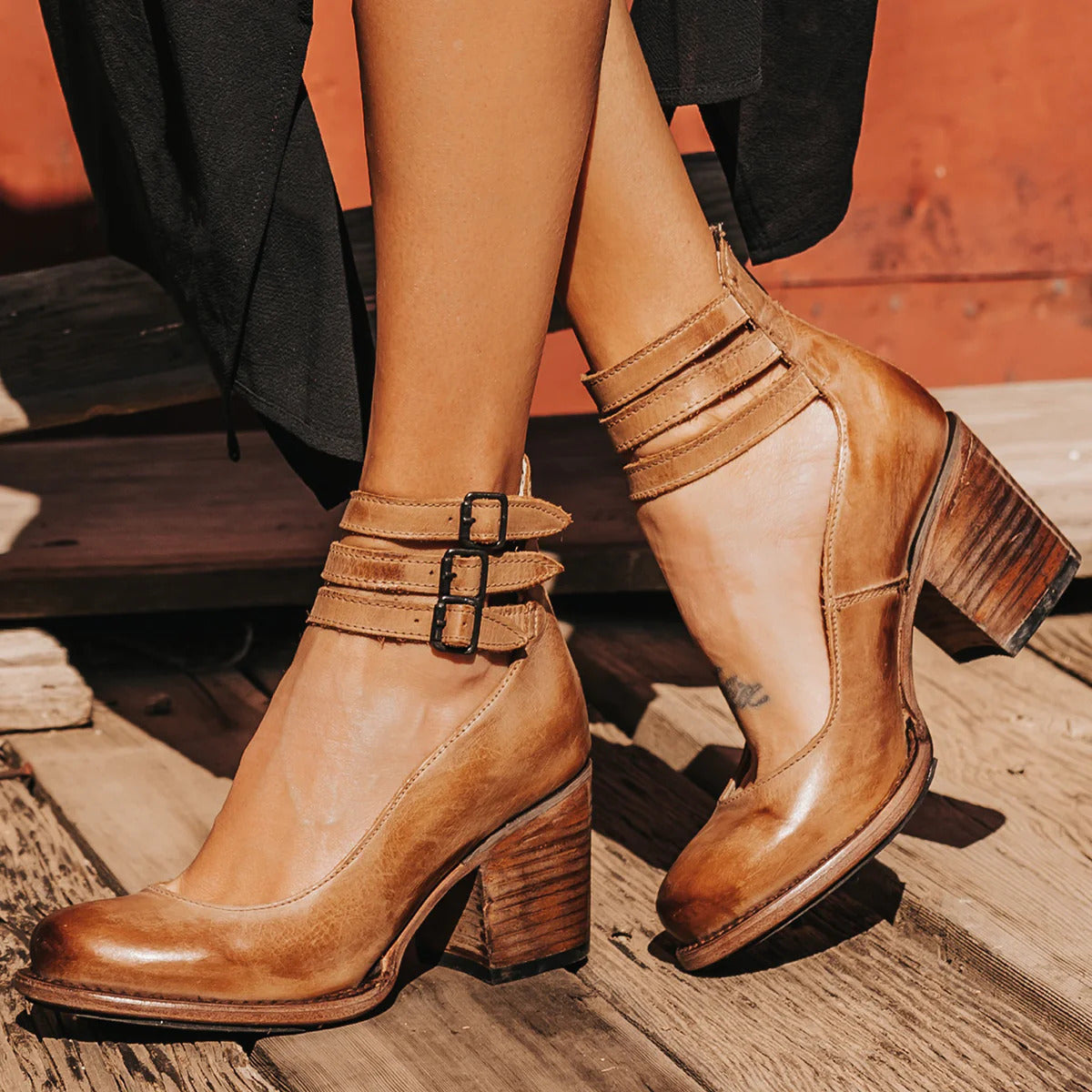 CORALIE | ELEGANTE LAARZEN