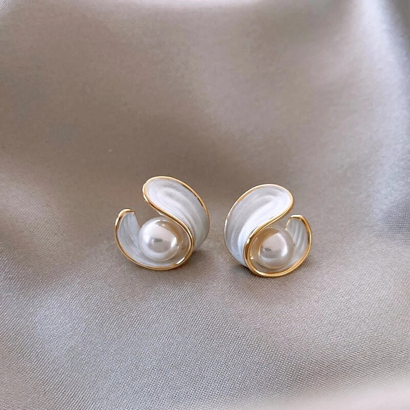 Antoinette™ | Luxuriöse Ohrringe mit weißem Opal