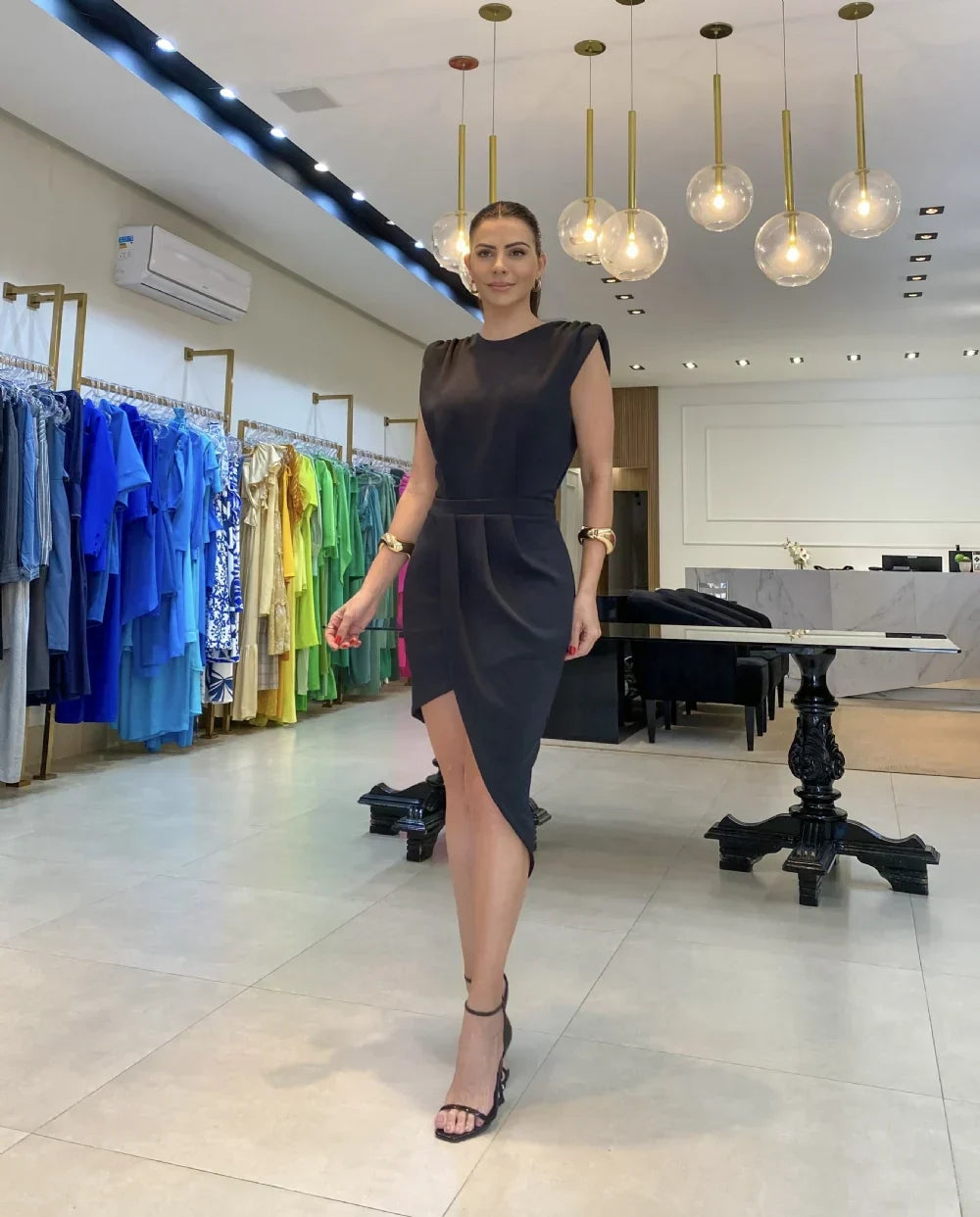 Aurelia™ | Asymmetrische, Geraffineerde Jurk