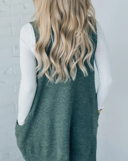 AROLA | Gemütliche Strickweste