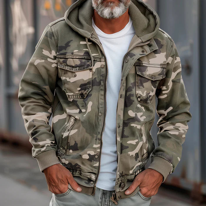 Jas met camouflagepatroon