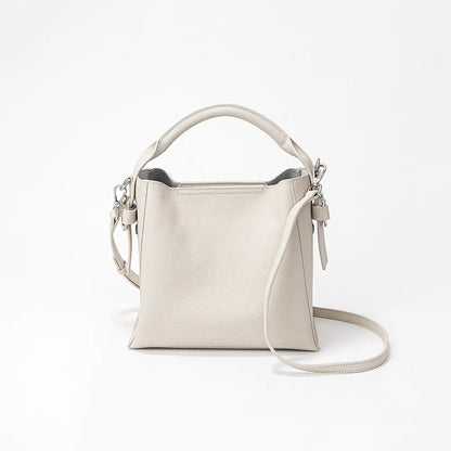 Sac seau pour femme en cuir véritable au design structuré - Bleu clair