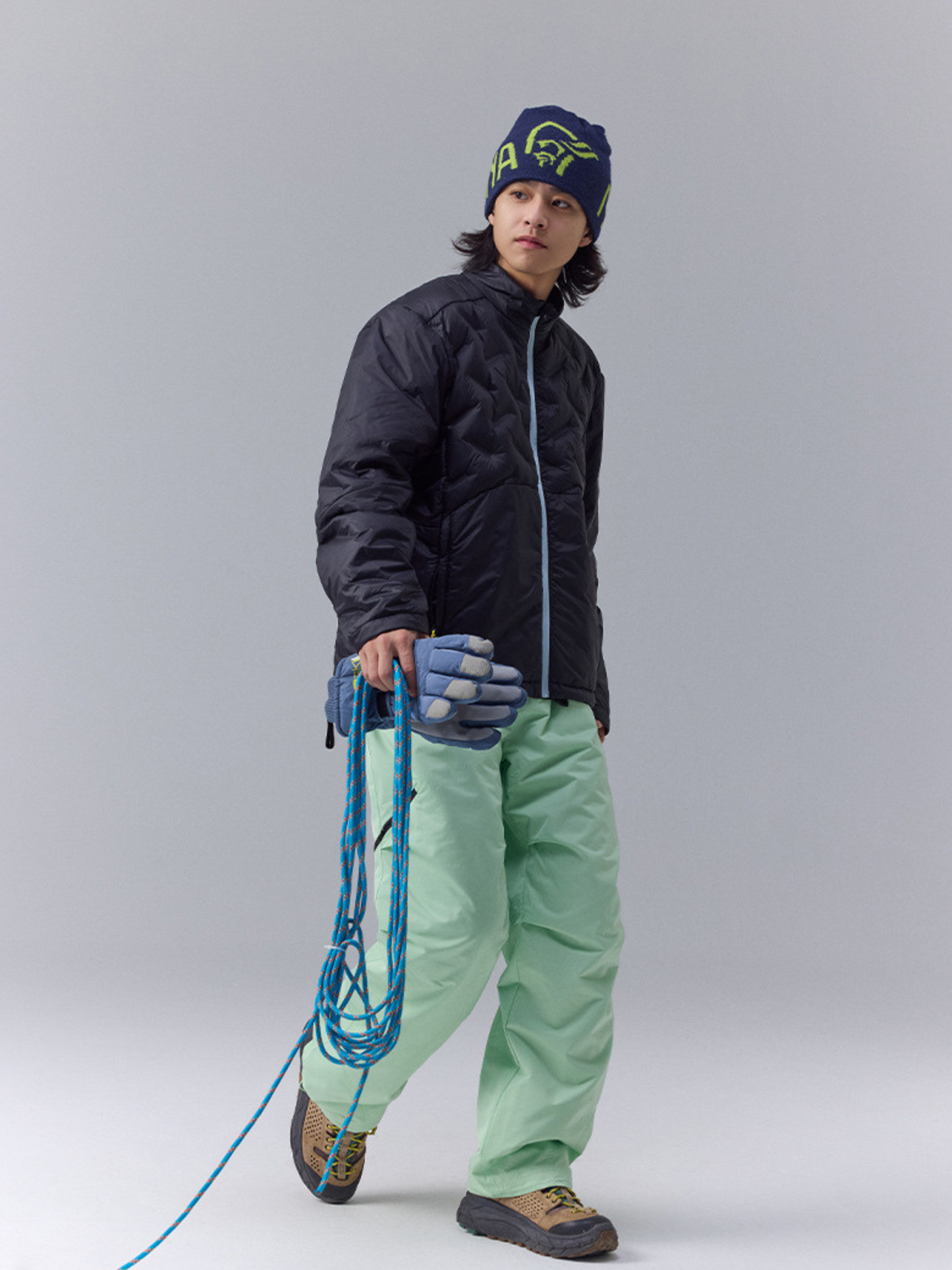DryBench – Unisex Outdoor-Daunenjacke mit Kontrastkragen