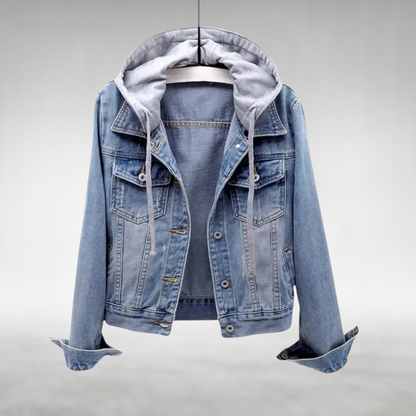 ANNETTE IN JEANSJACK MET CAPUCHON