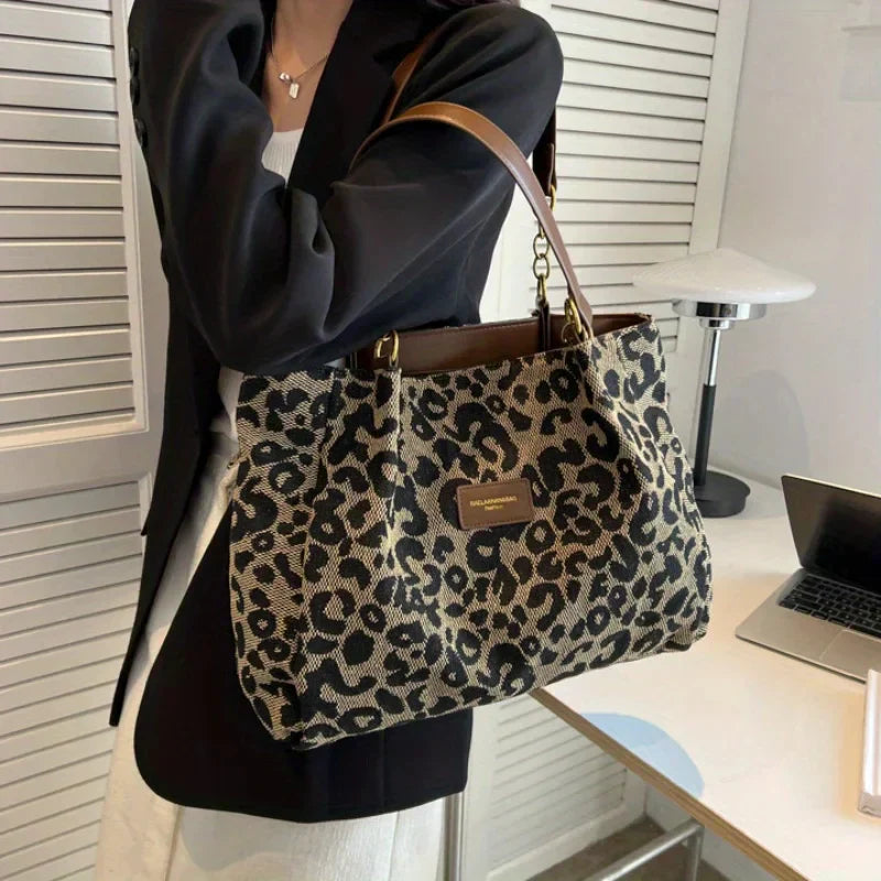 Navy™ – Tote Bag voor Dappere Alledaagse Elegantie