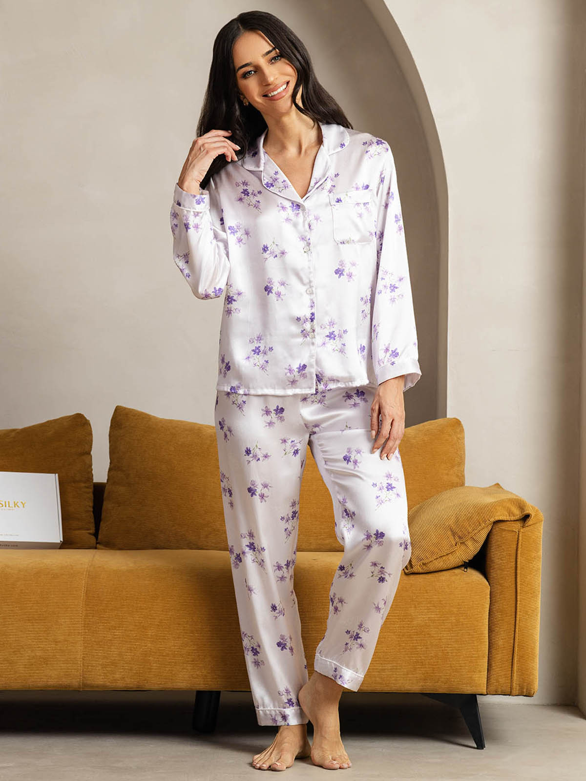 2-teiliges Damen-Pyjama-Set aus reiner Seide mit Paspelierung