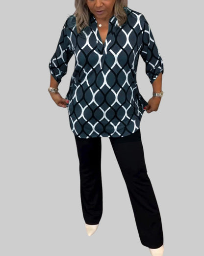 TERÉZIA | BLUSE MIT GRAFISCHEM PRINT