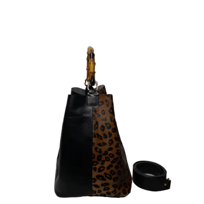Claire Jaguar und schwarze Lederhandtasche für Frauen