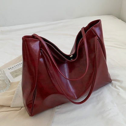 Amara - Retro-Lederhandtasche