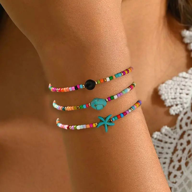 Boheemse armband met gekleurde kralen