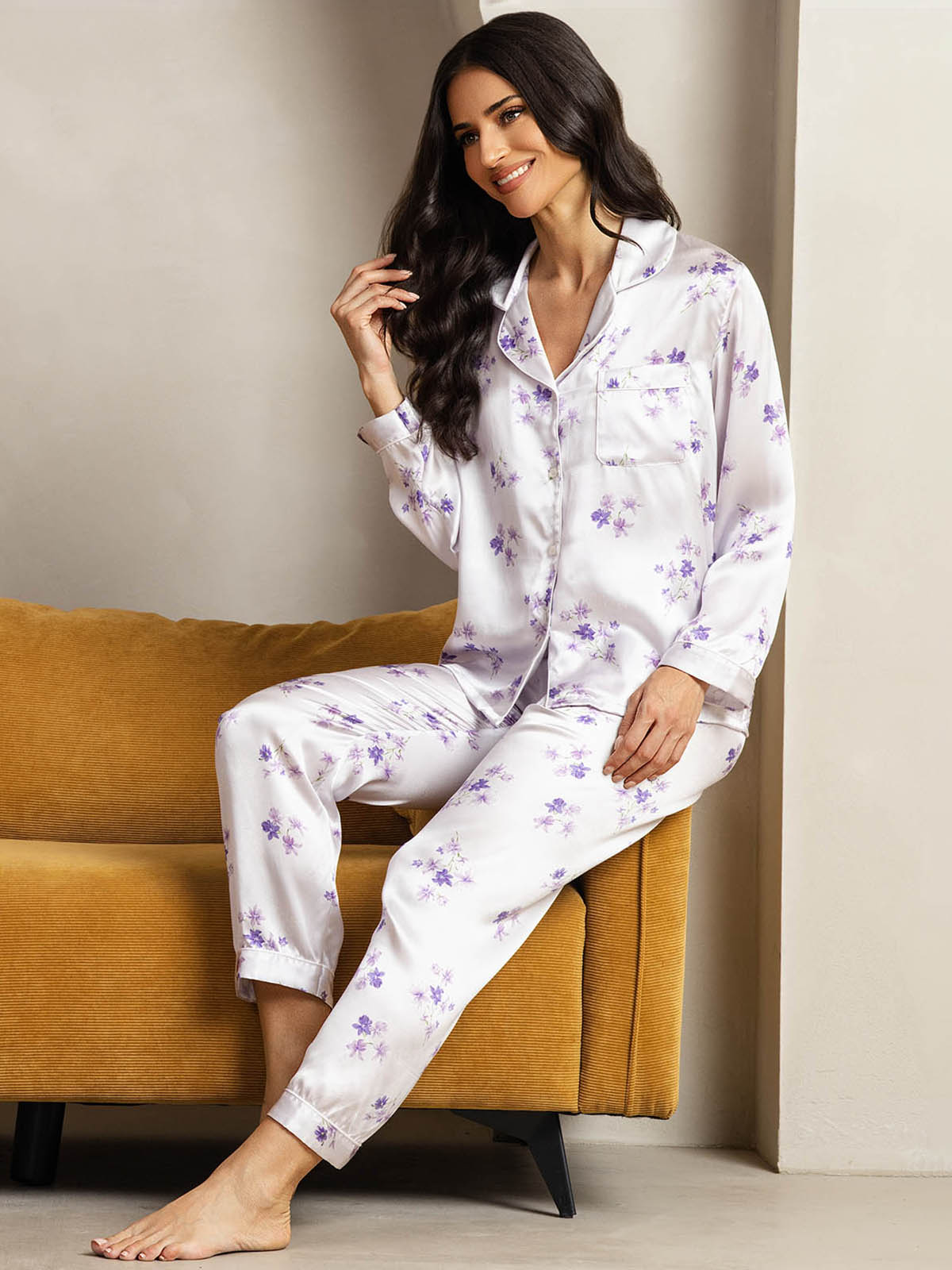 2-teiliges Damen-Pyjama-Set aus reiner Seide mit Paspelierung