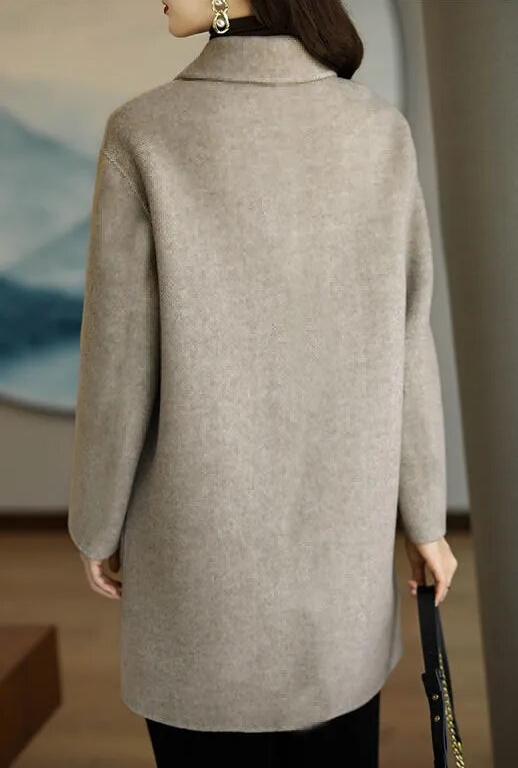 Elisa – Damen-Wollmantel für den Winter
