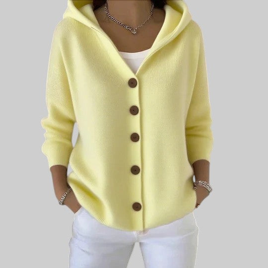 ADA | TRENDIGE STRICKJACKE MIT KAPUZE