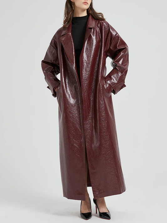 Burgunderroter Leder-Trenchcoat