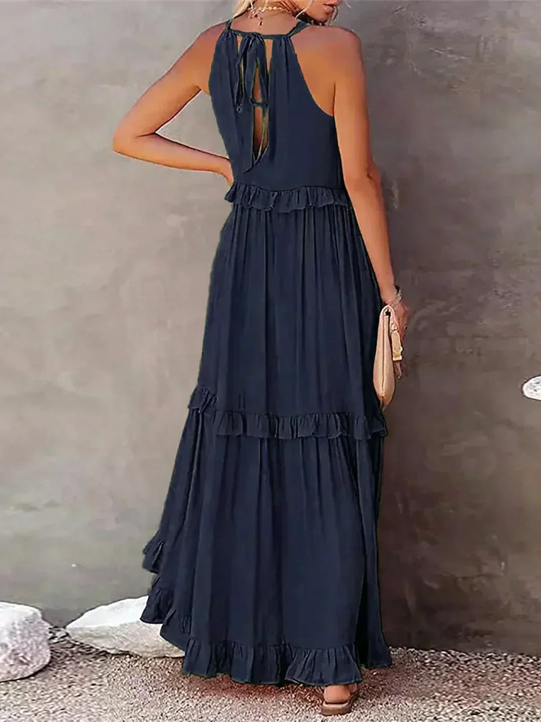 Delilah - Elegante Halterneck Jurk met Ruches
