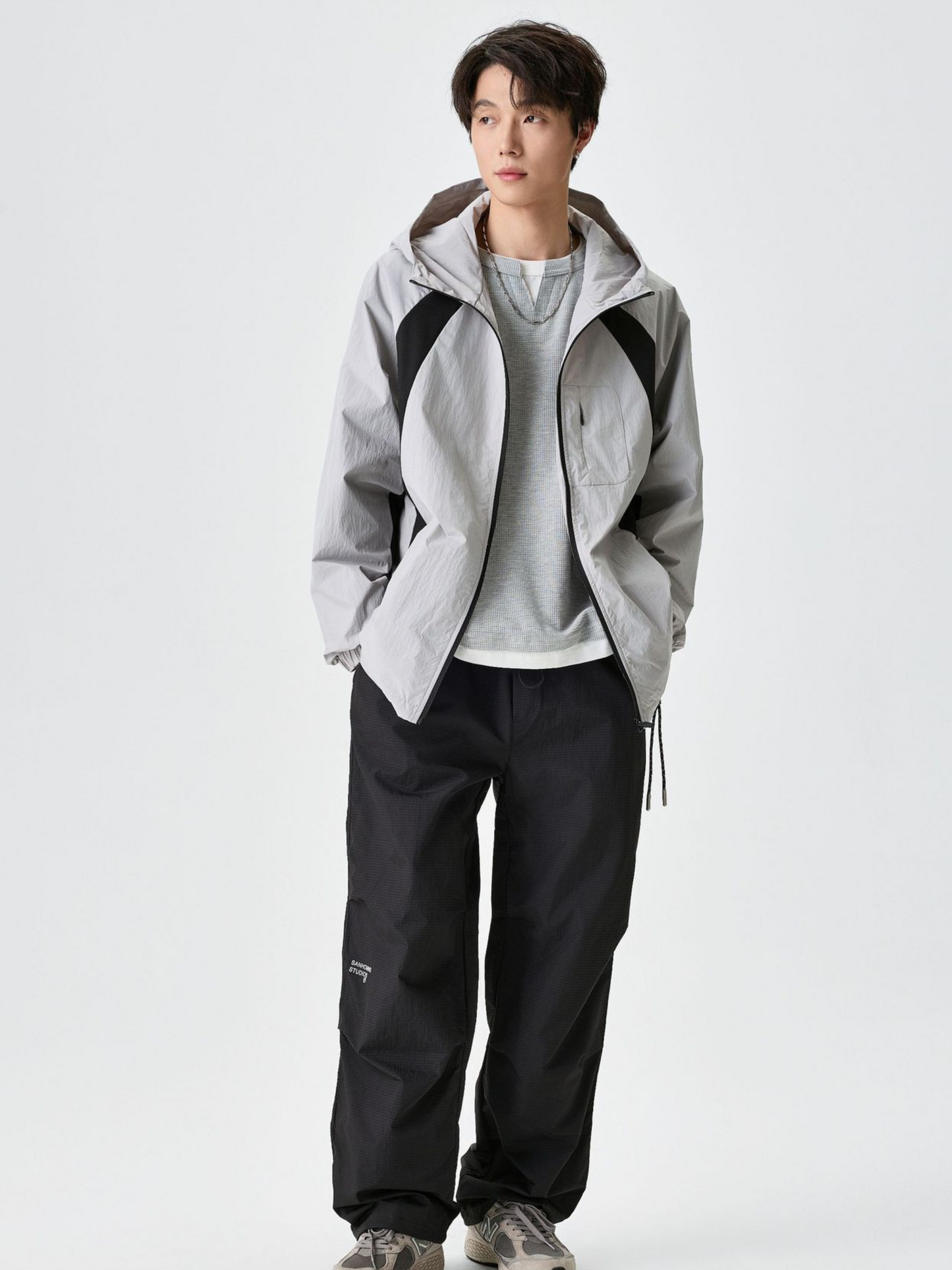 AshCore – Unisex Wasserdichte Kapuzenjacke