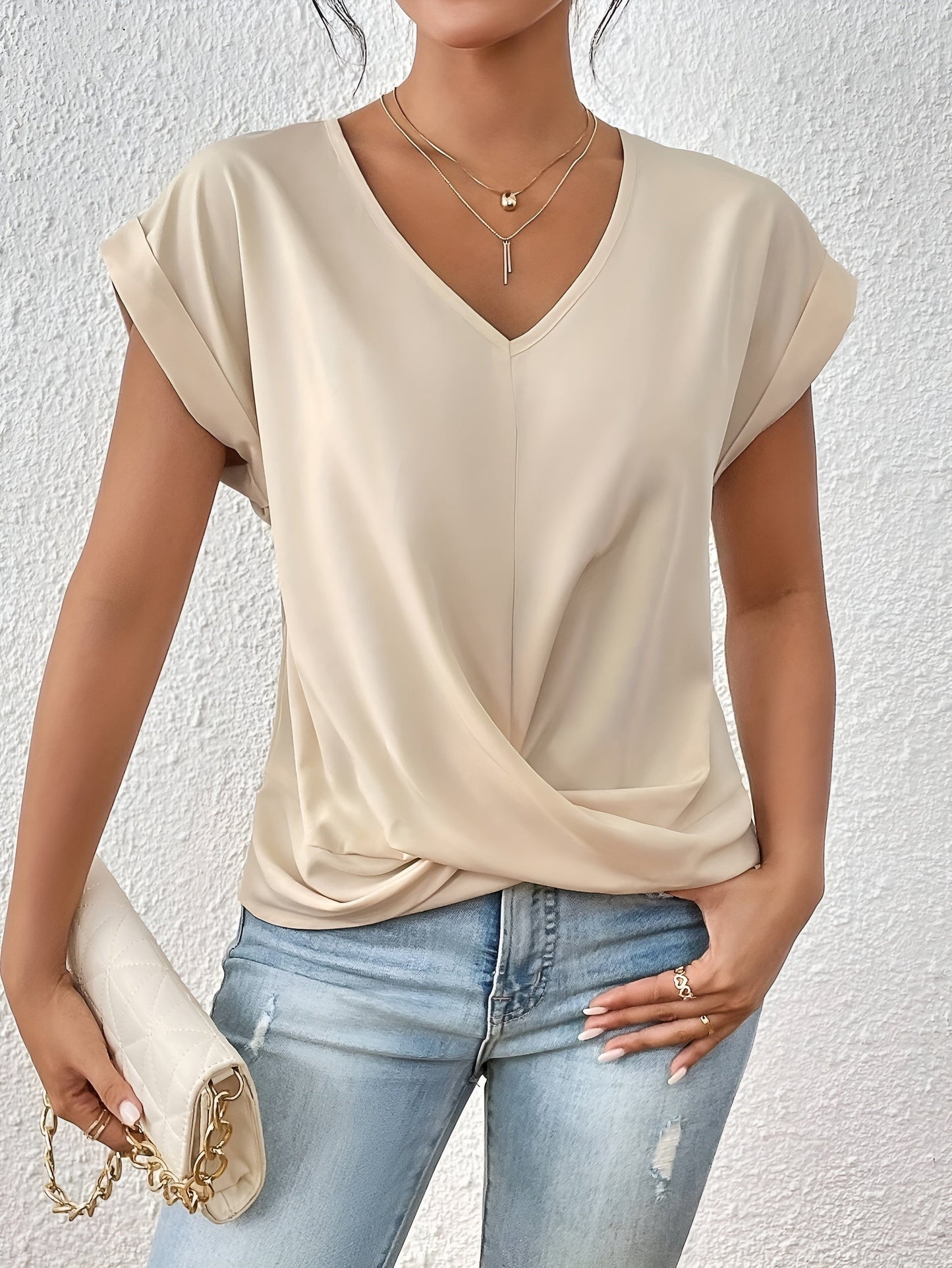 Elara V-Ausschnitt T-Shirt