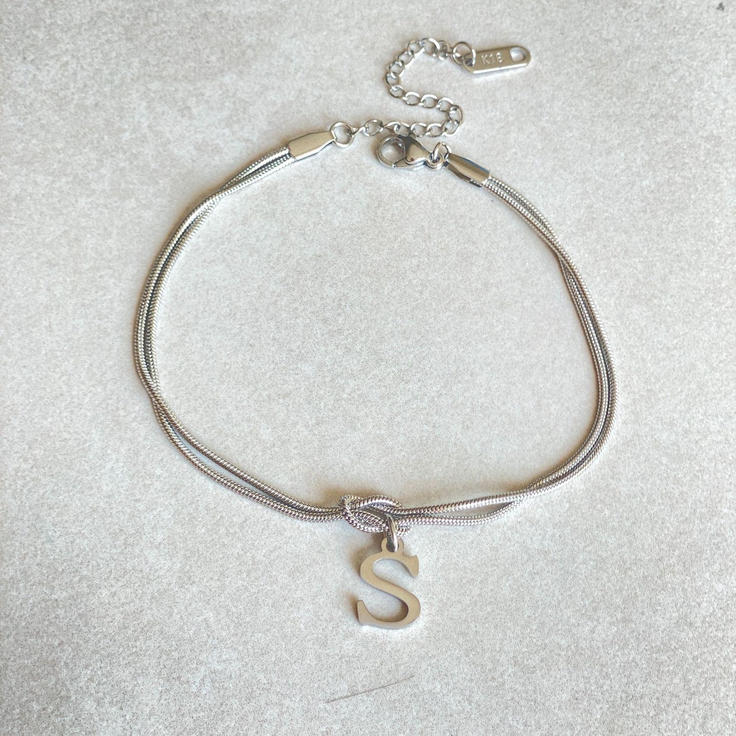 Initiële armband