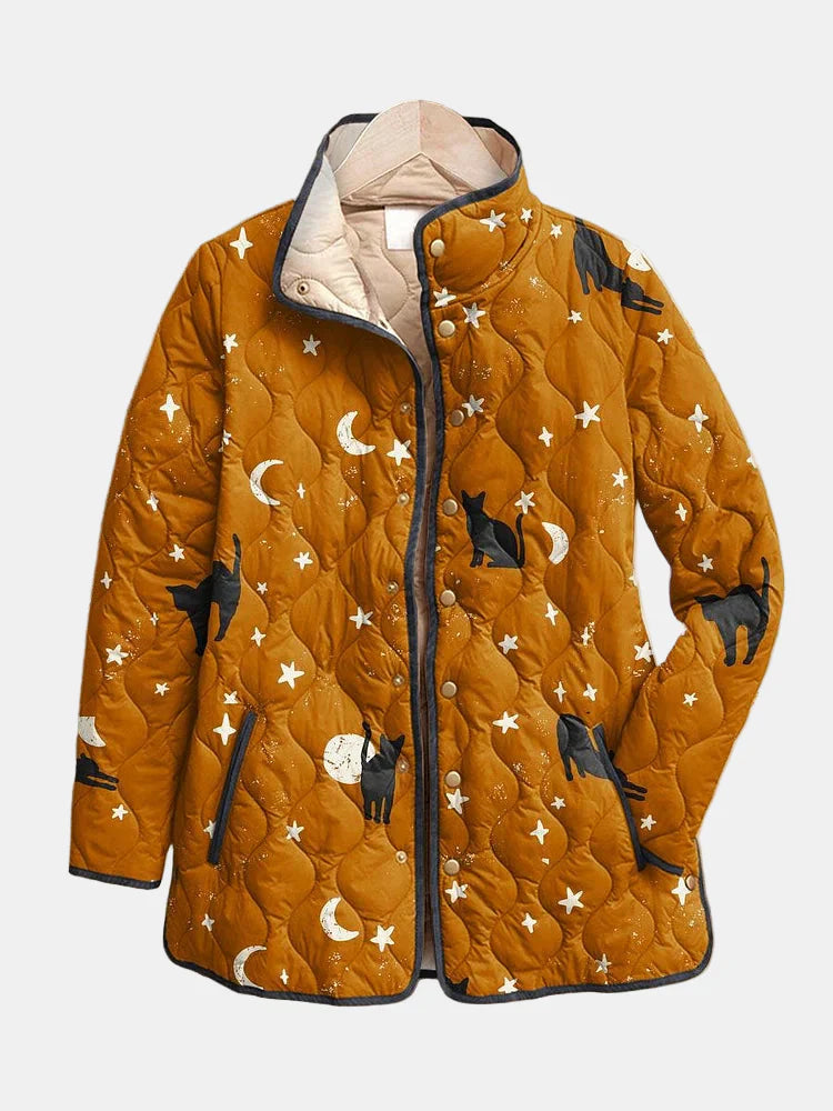 Eira | Lässige gesteppte Jacke mit schwarzem Katzen-Halloween-Print