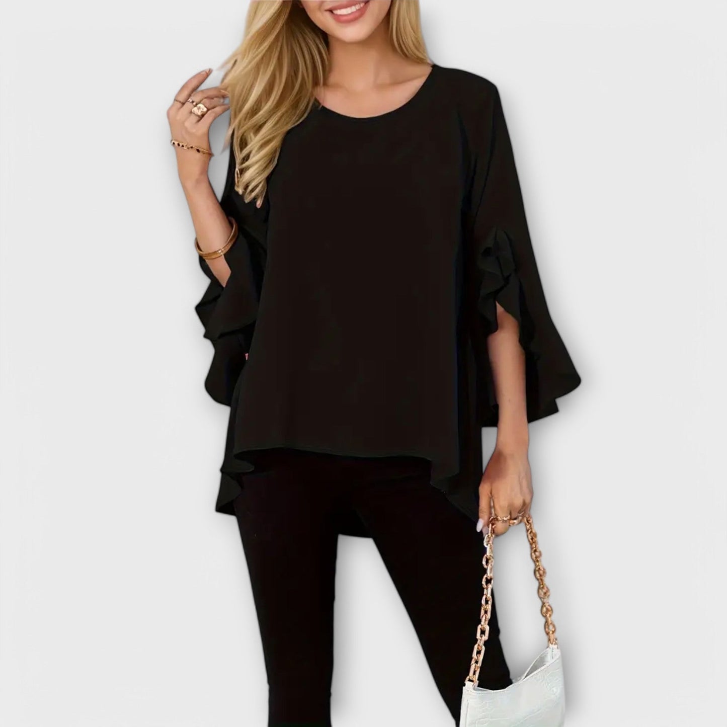 MÁRIA – BLOUSE VAN SOEPELE STOF MET RUFFLES