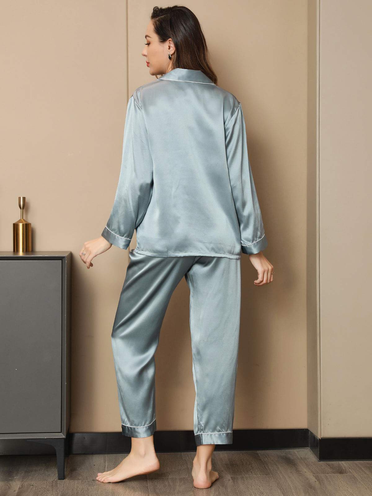 Klassieke Pyjama van Pure Zijde met Biesrand, 2-Delig