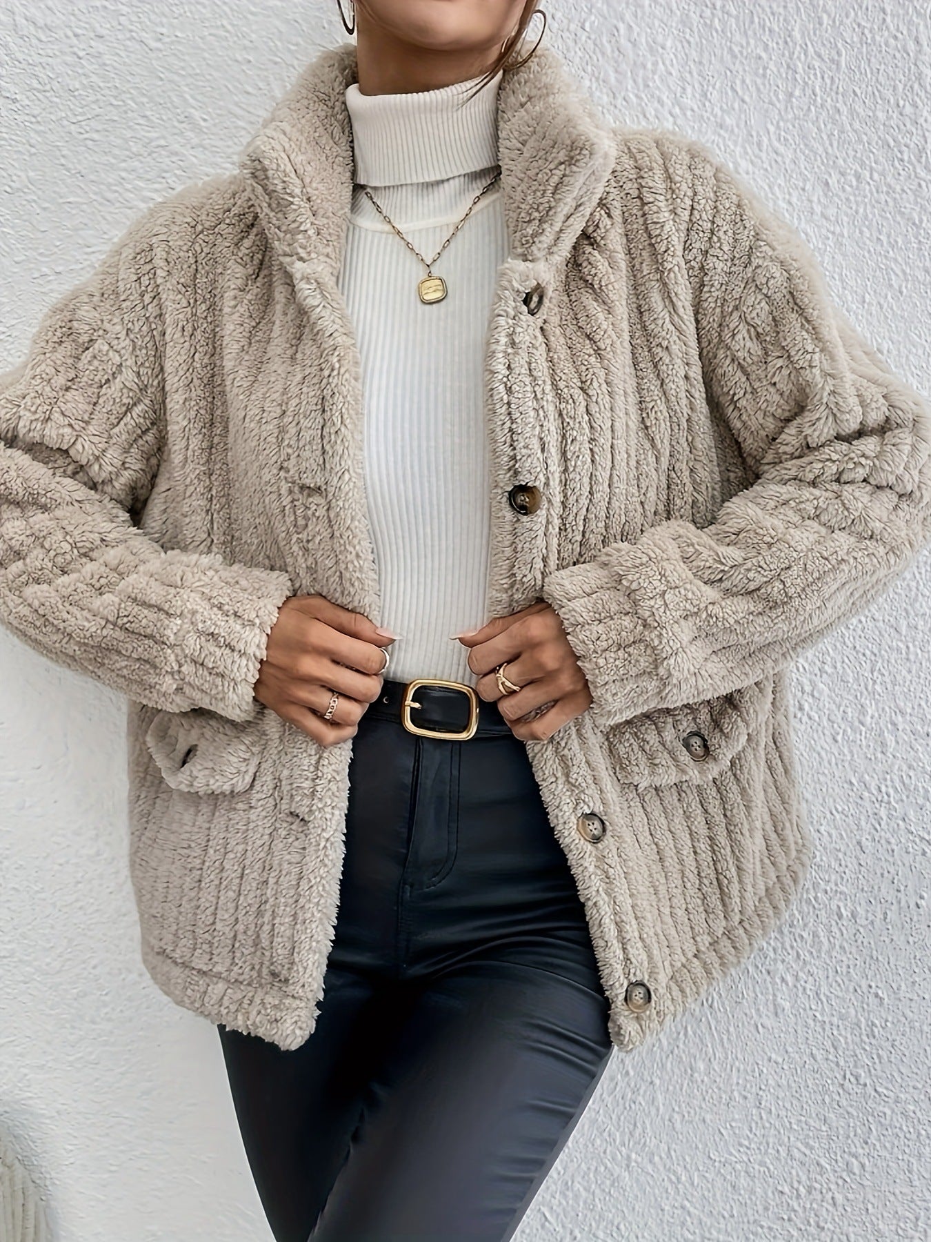 NOVA™ | Wendbarer Samtknopf-Cardigan