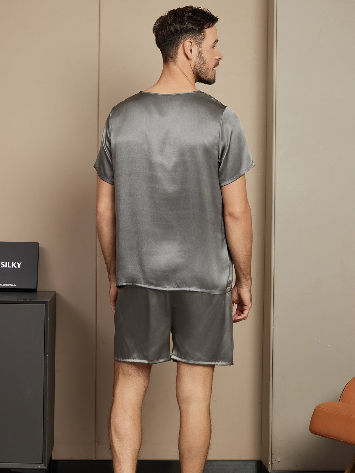 Casual pyjamaset voor heren, van pure zijde, met korte mouwen