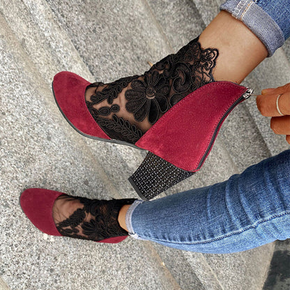 JOLIE™ - Schicke Spitzen-Stiefel mit Absatz