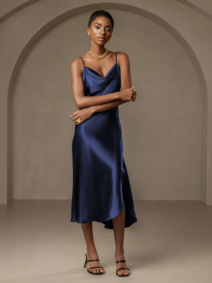 19 Momme Slit Bias Robe de Nuit en Soie Mignonne