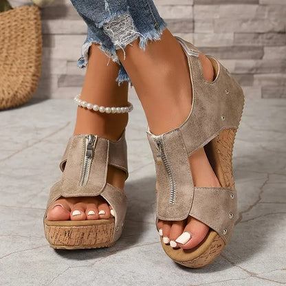 HANNA - Stijlvolle retro sleehak sandalen met rits