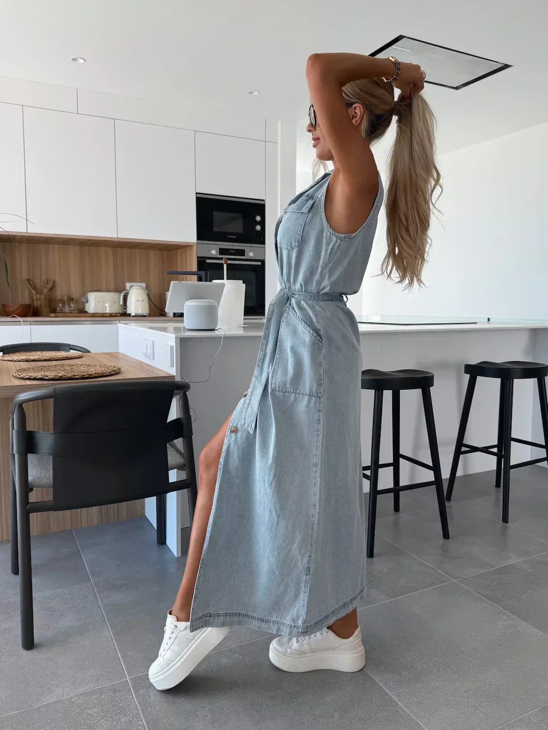 Hanna | Mouwloze lange spijkerjurk